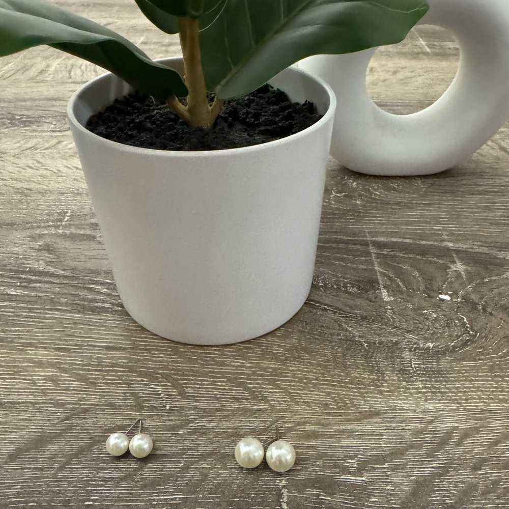 LIKE NEW Elegant Faux Pearl Stud Earrings - Two Pairs